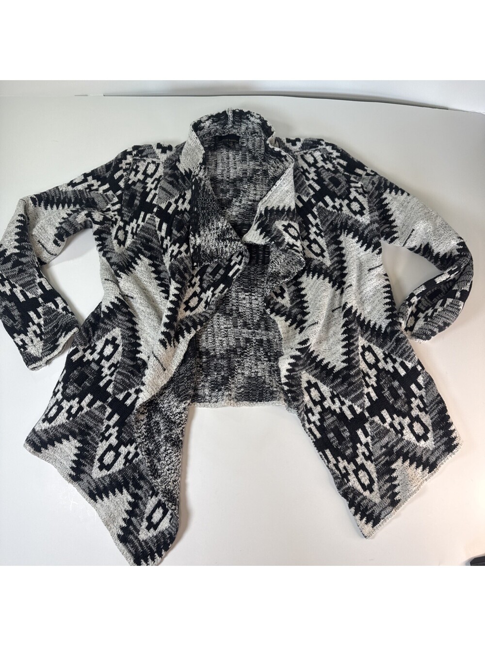 I Jeans By Buffalo Southwestern Shrug Knit Sweater Ladies Sz M Black Gray Aztec